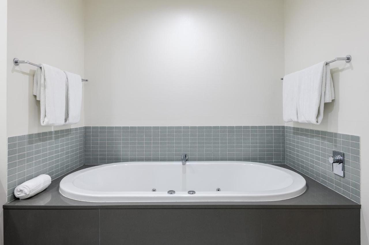 Port Douglas Private Apartments In Temple エクステリア 写真